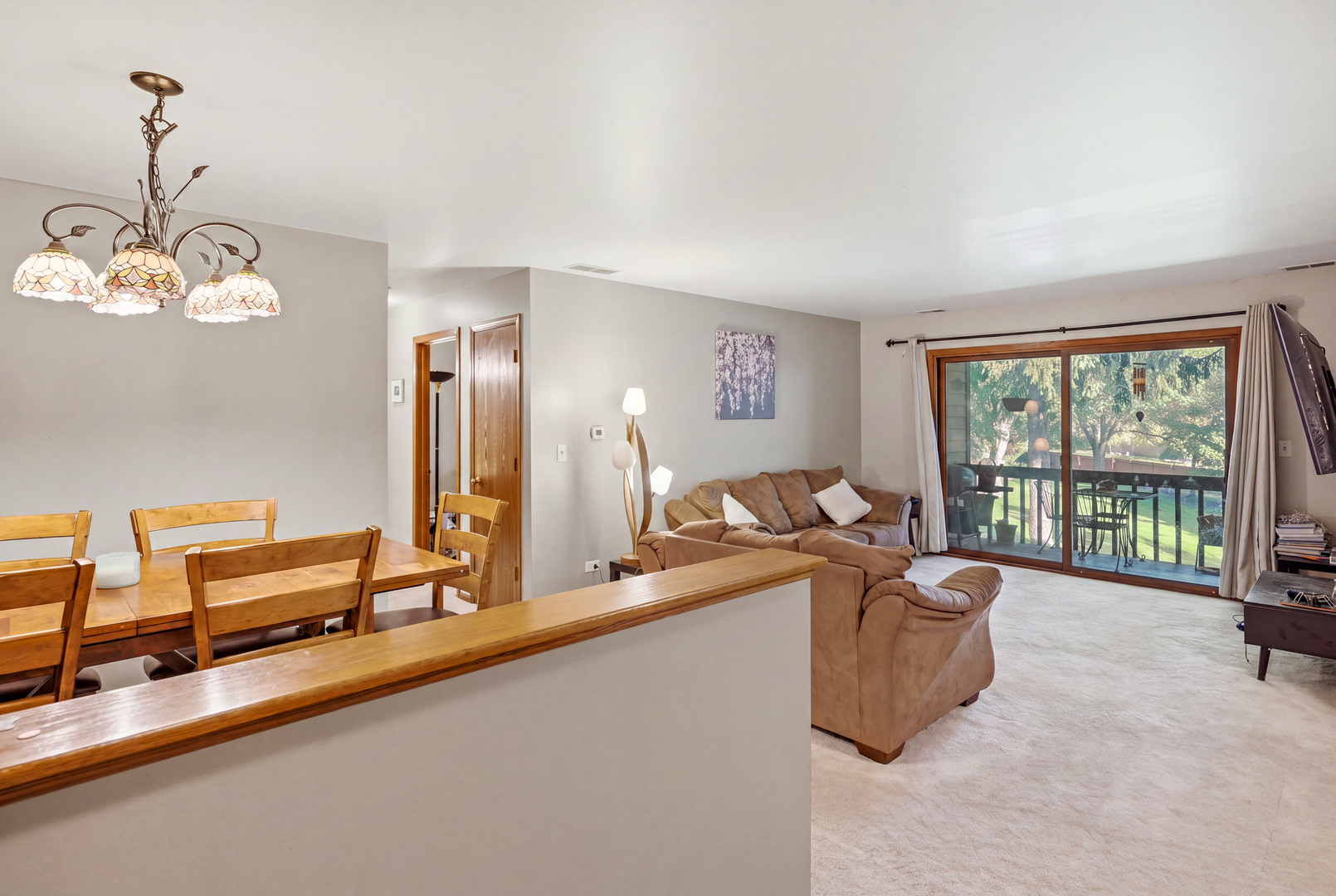 615 Waverly Drive C Property Photo 8