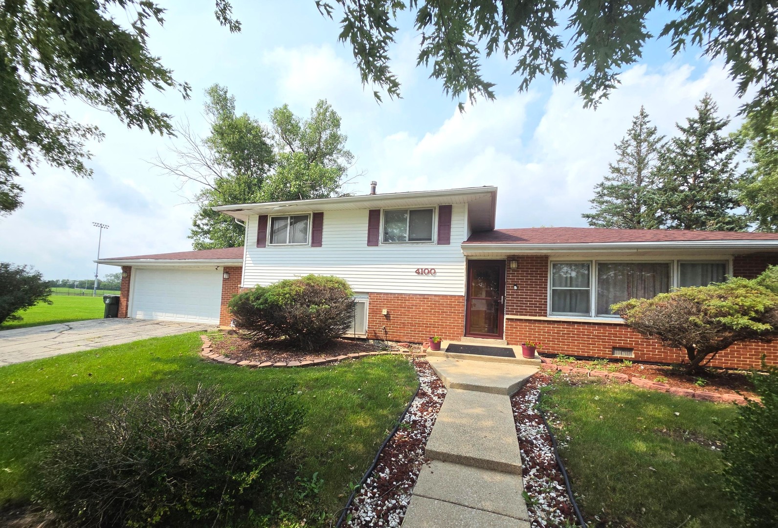 4100 Park Lane Property Photo 1