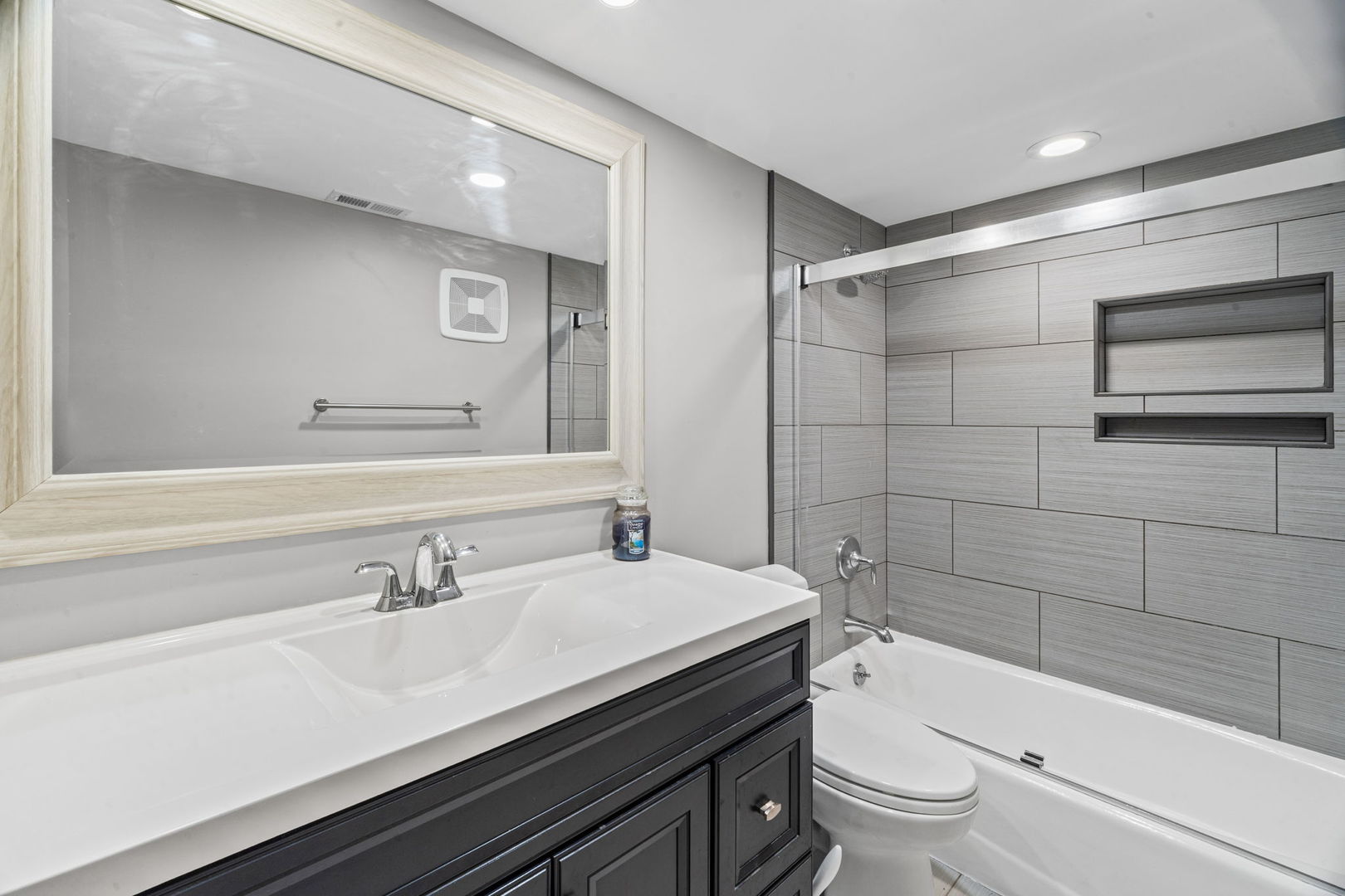 1795 Lake Cook Road 110 Property Photo 15