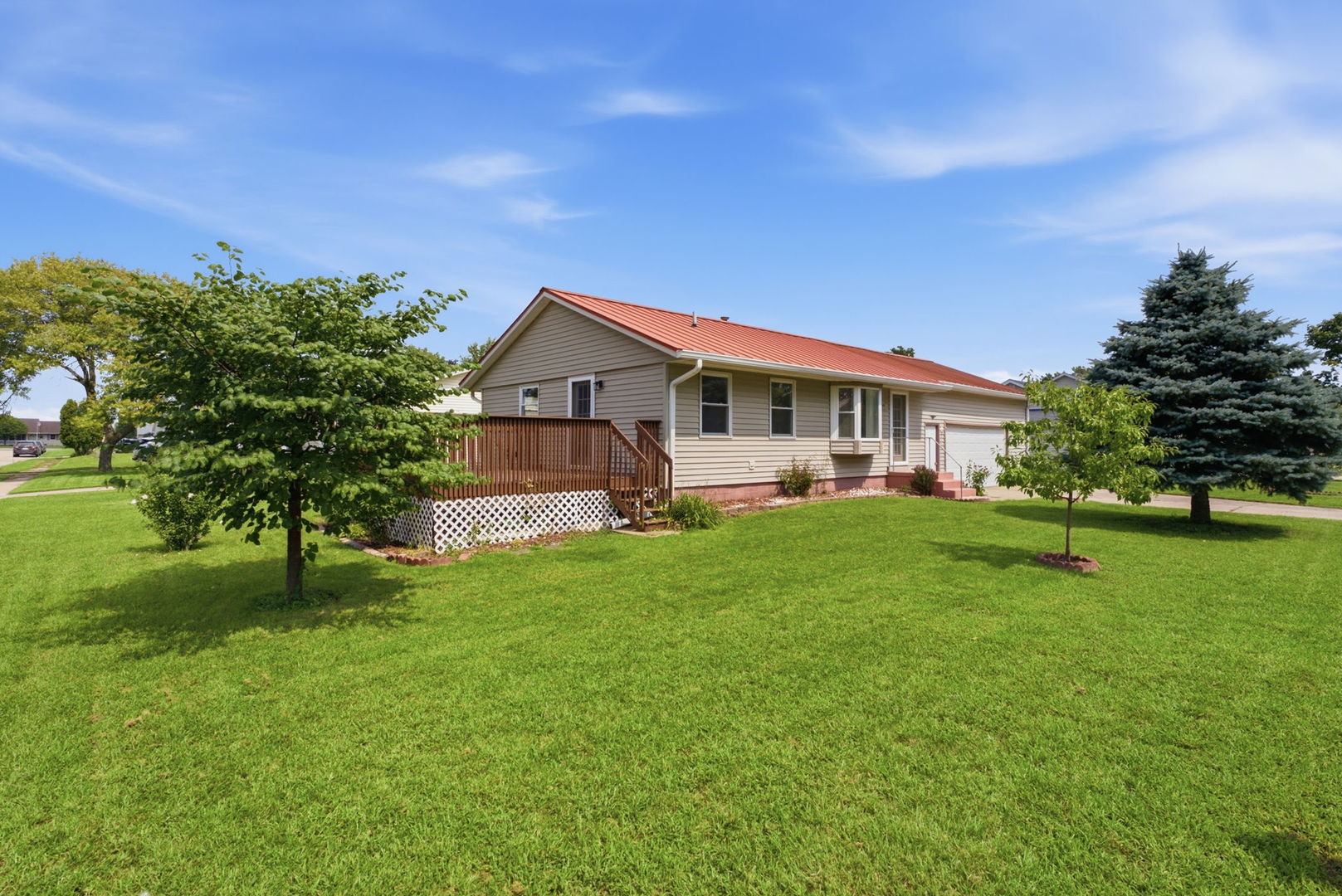 414 15th Place Property Photo 3