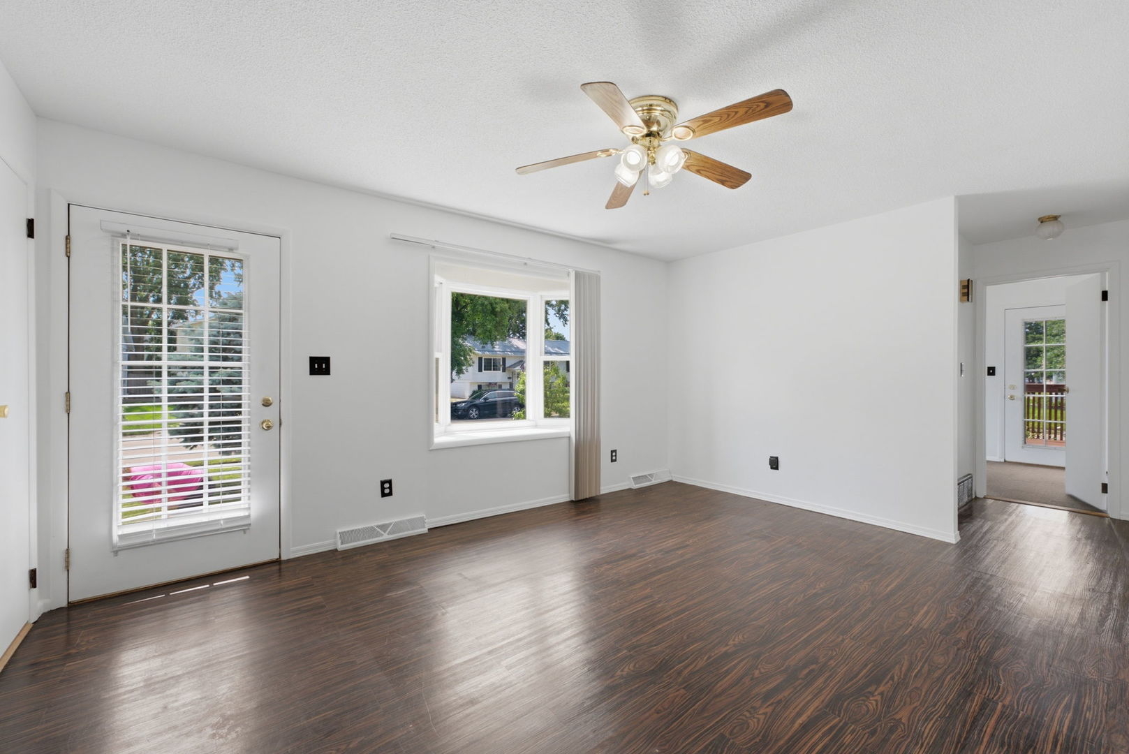 414 15th Place Property Photo 8