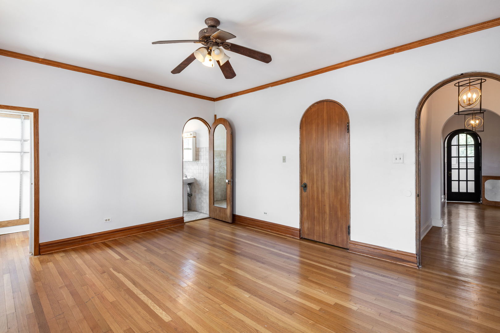 7370 S South Shore Drive 3w Property Photo 11