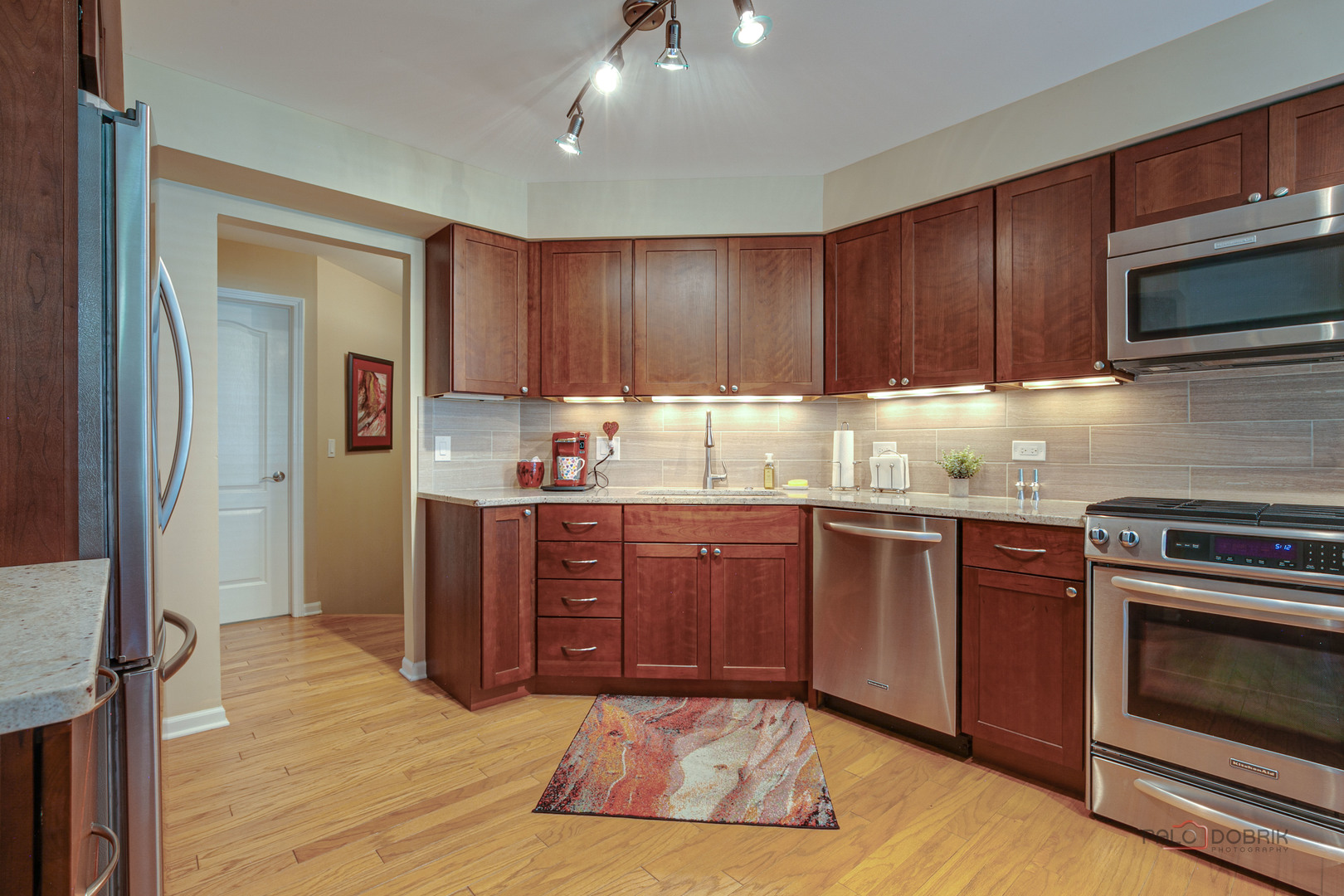 187 Willow Parkway Property Photo 7