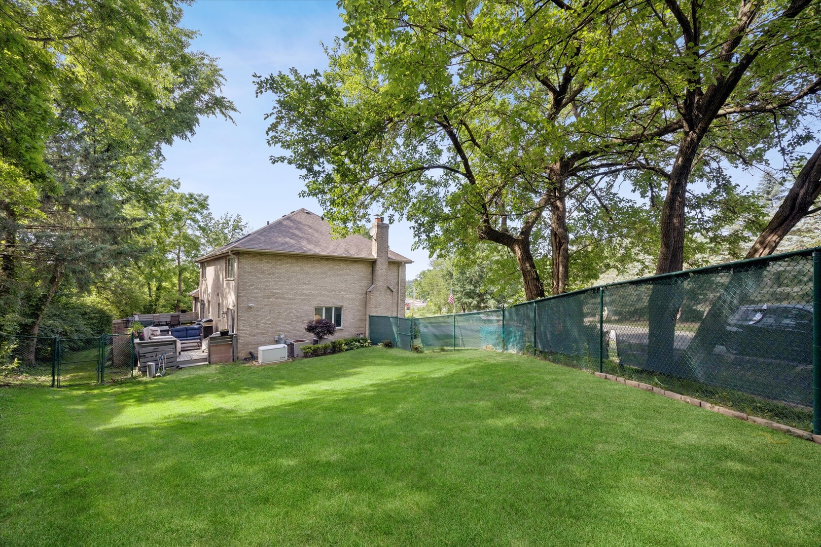 11131 Dineff Road Property Photo 27