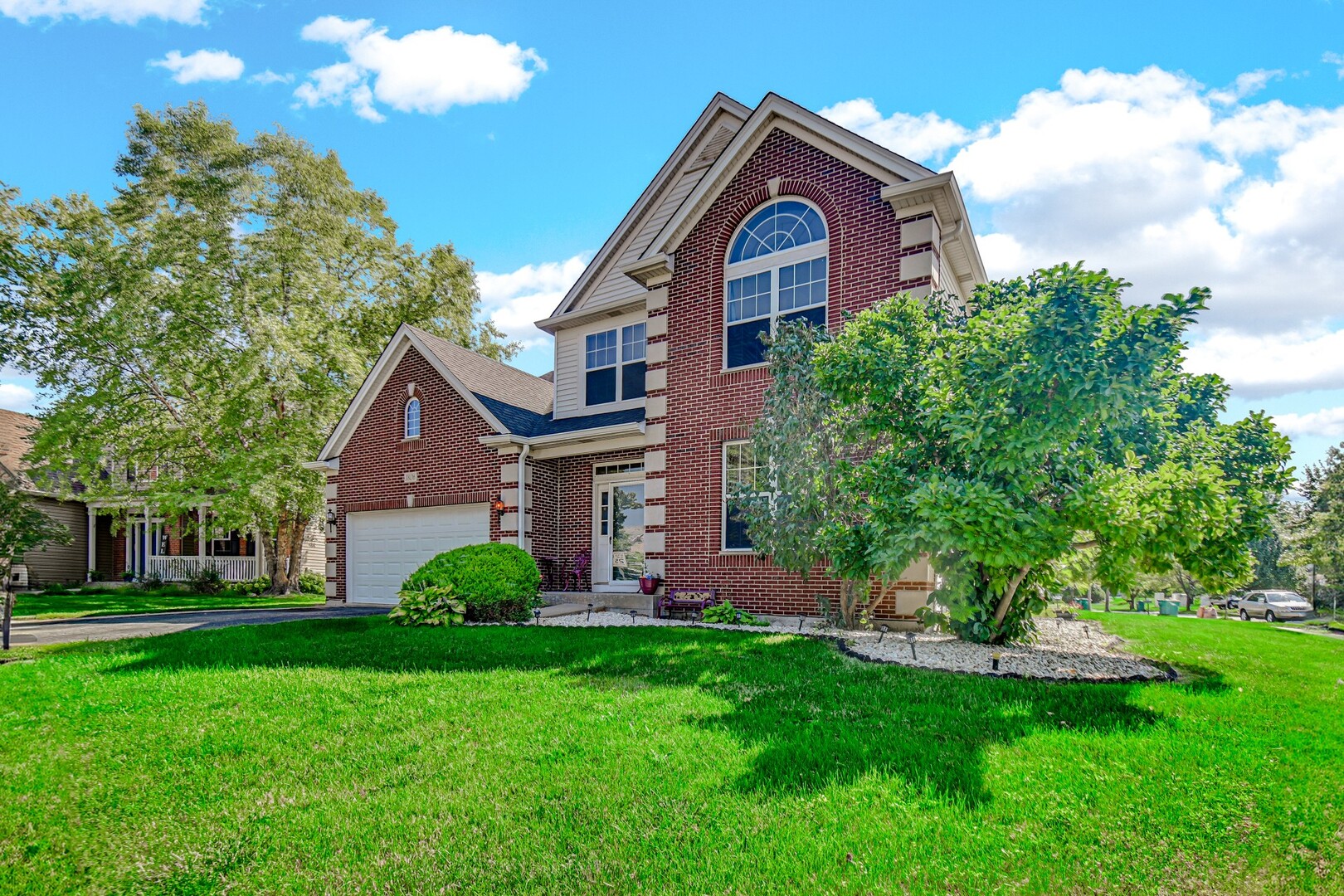 1806 Crestview Drive Property Photo 1