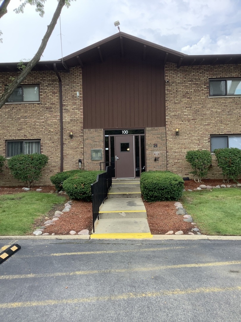 100 Willow Lane B216 Property Photo 1