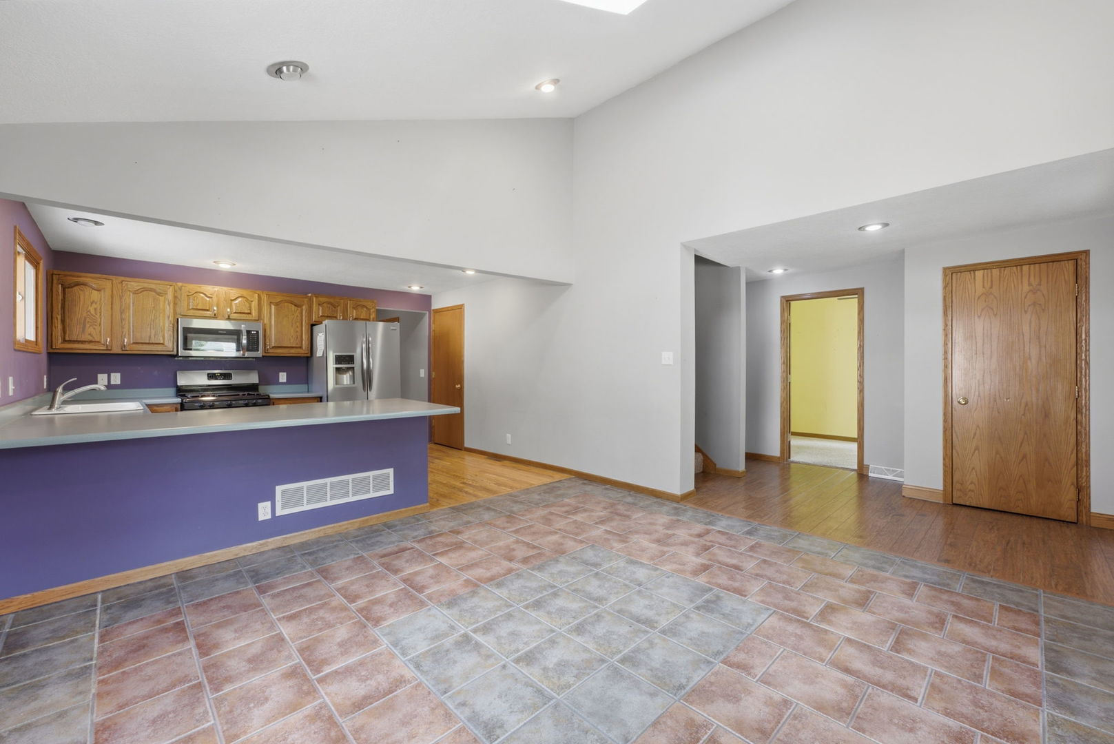 401 Walnut Street Property Photo 4