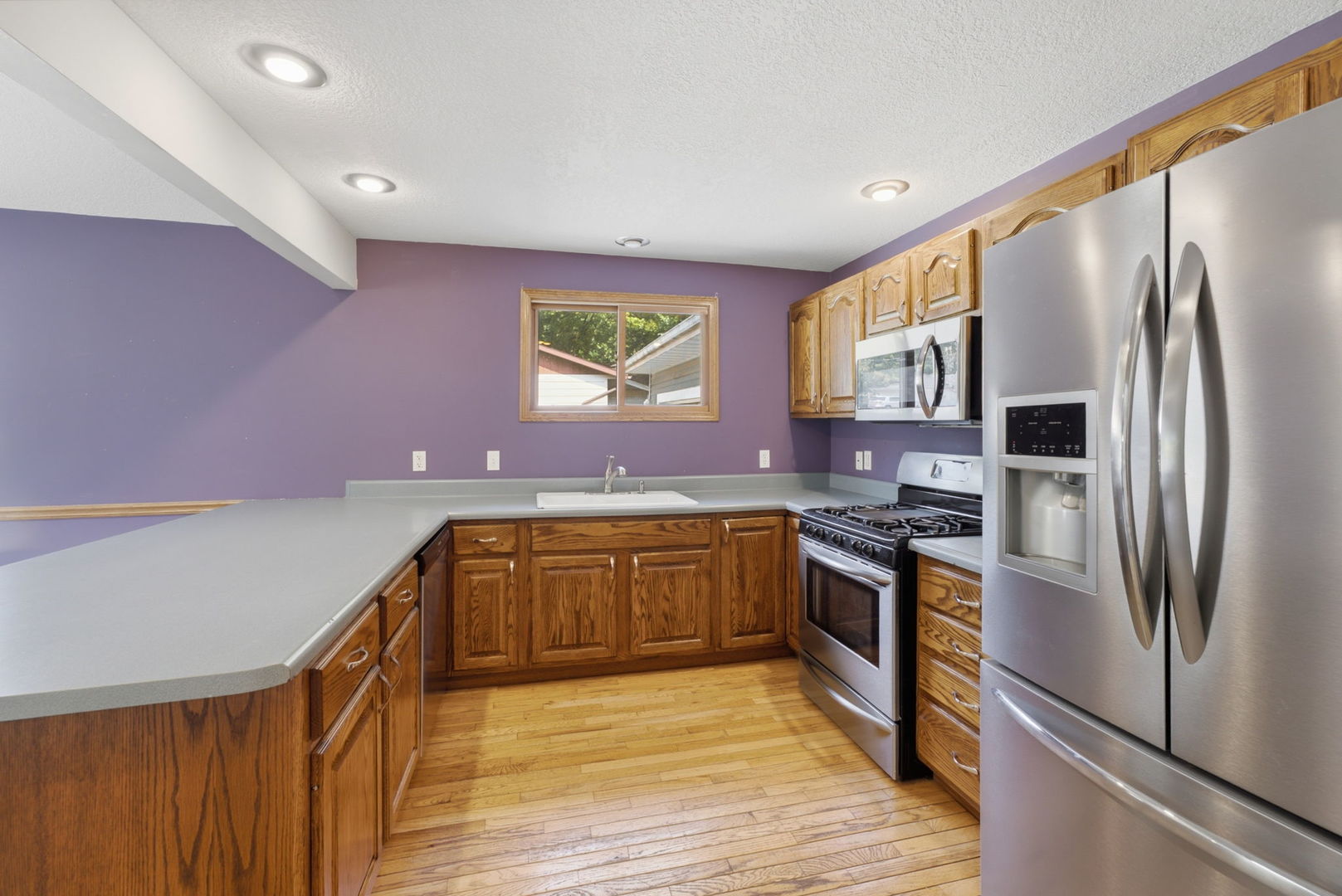401 Walnut Street Property Photo 6