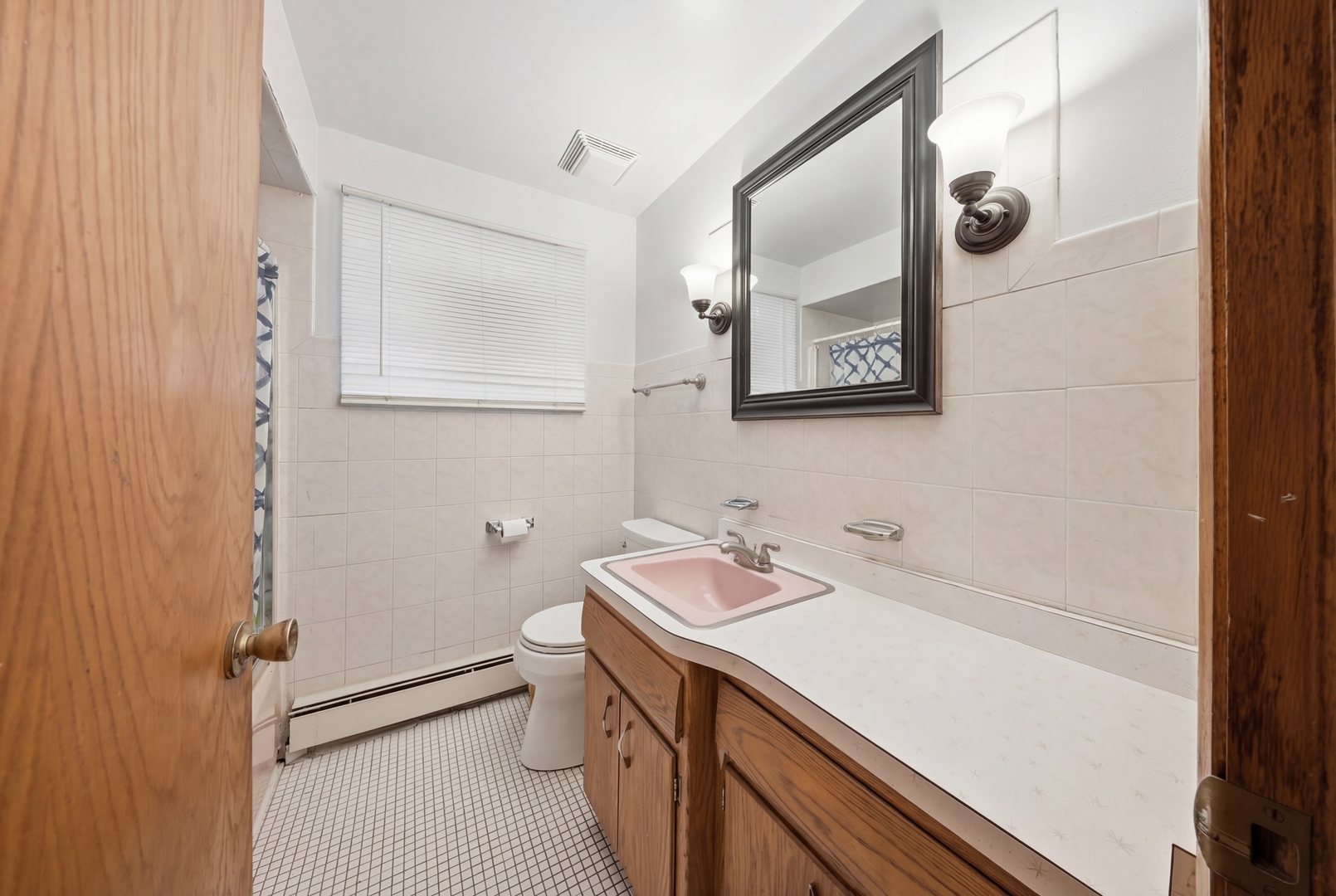 7426 W 62nd Place Property Photo 18