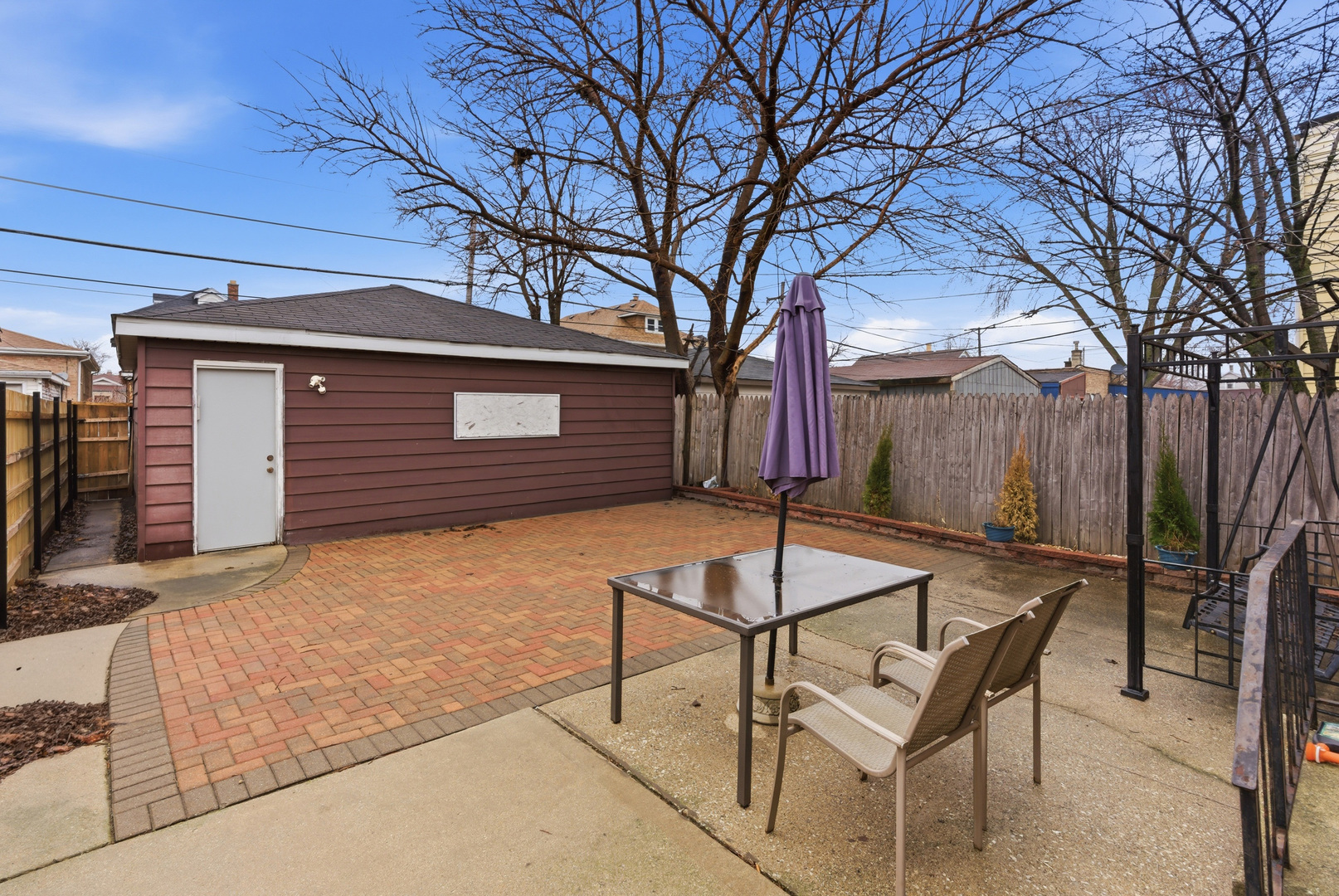7426 W 62nd Place Property Photo 23