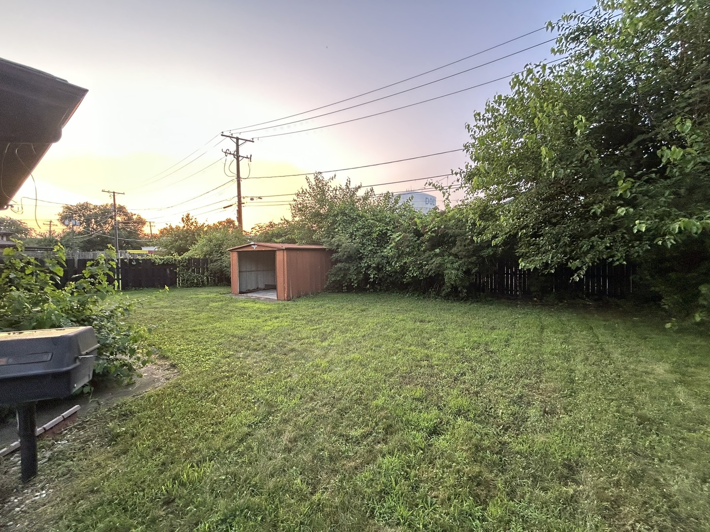 848 E 150th Place Property Photo 19
