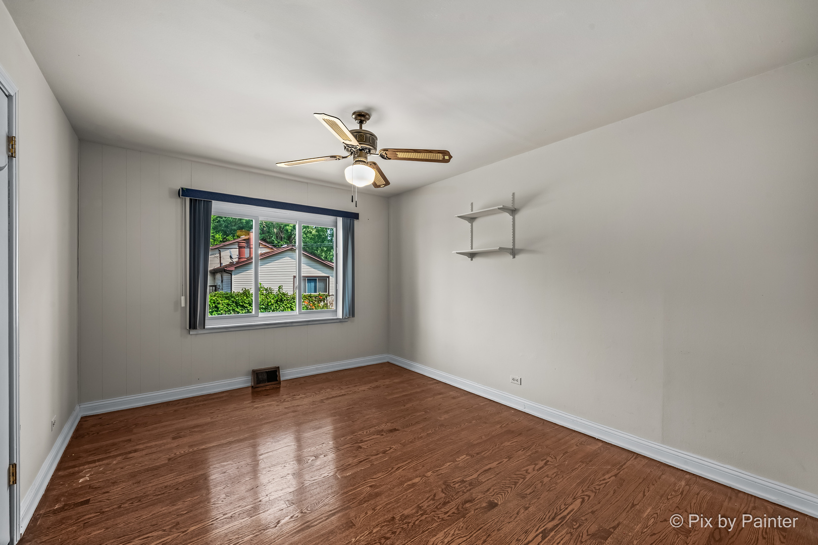 8425 Central Avenue Property Photo 19