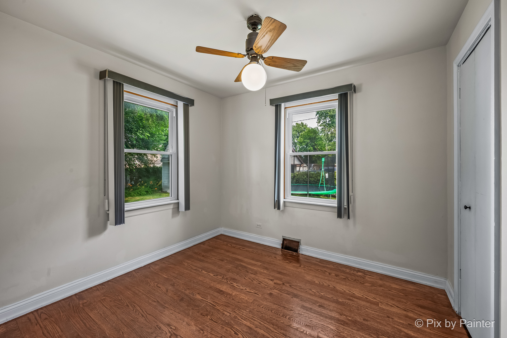 8425 Central Avenue Property Photo 21