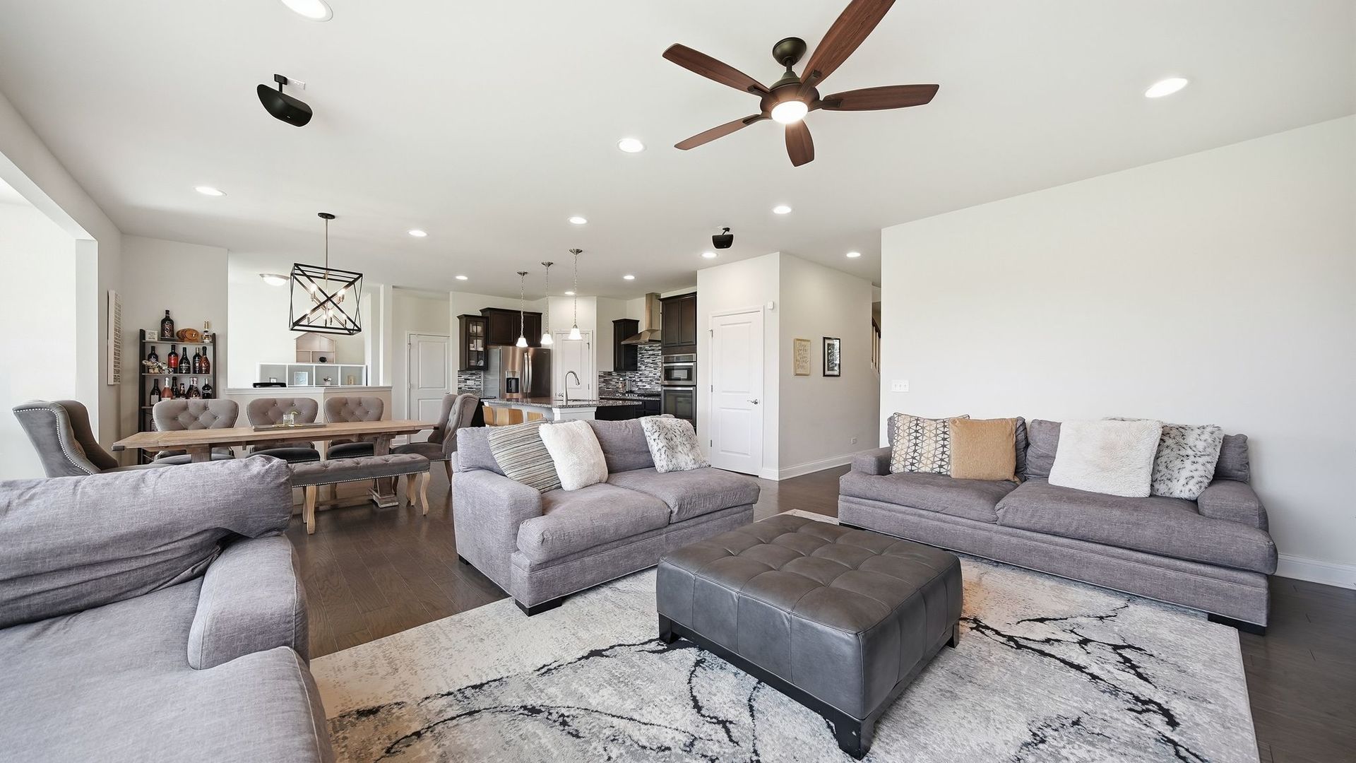 5 Palisades Boulevard Property Photo 5