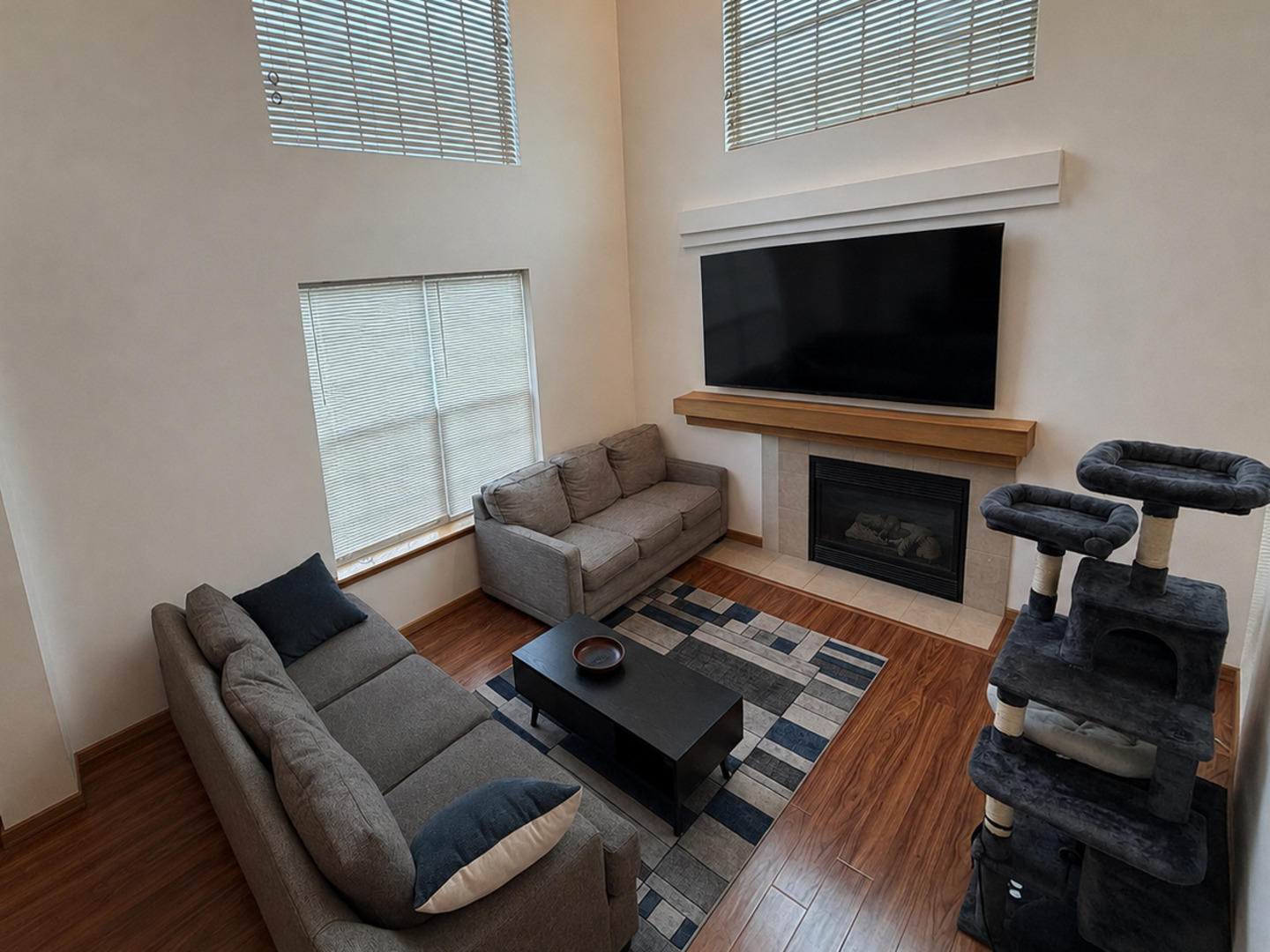 23857 Mcmullin Circle Property Photo 2