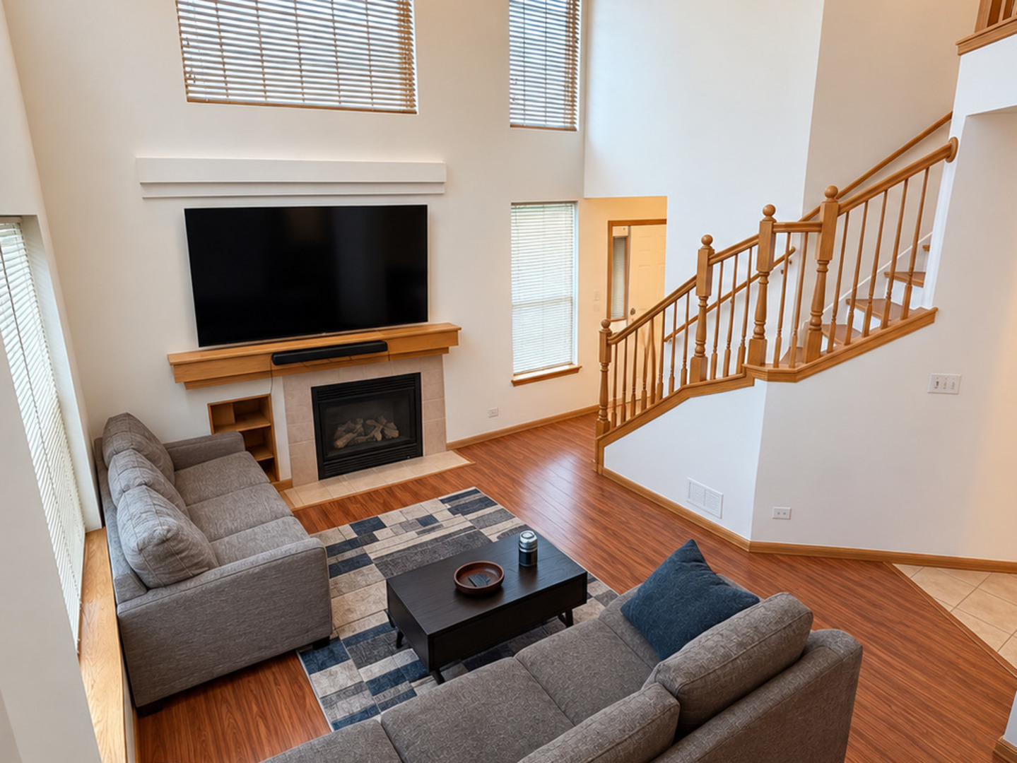 23857 Mcmullin Circle Property Photo 3
