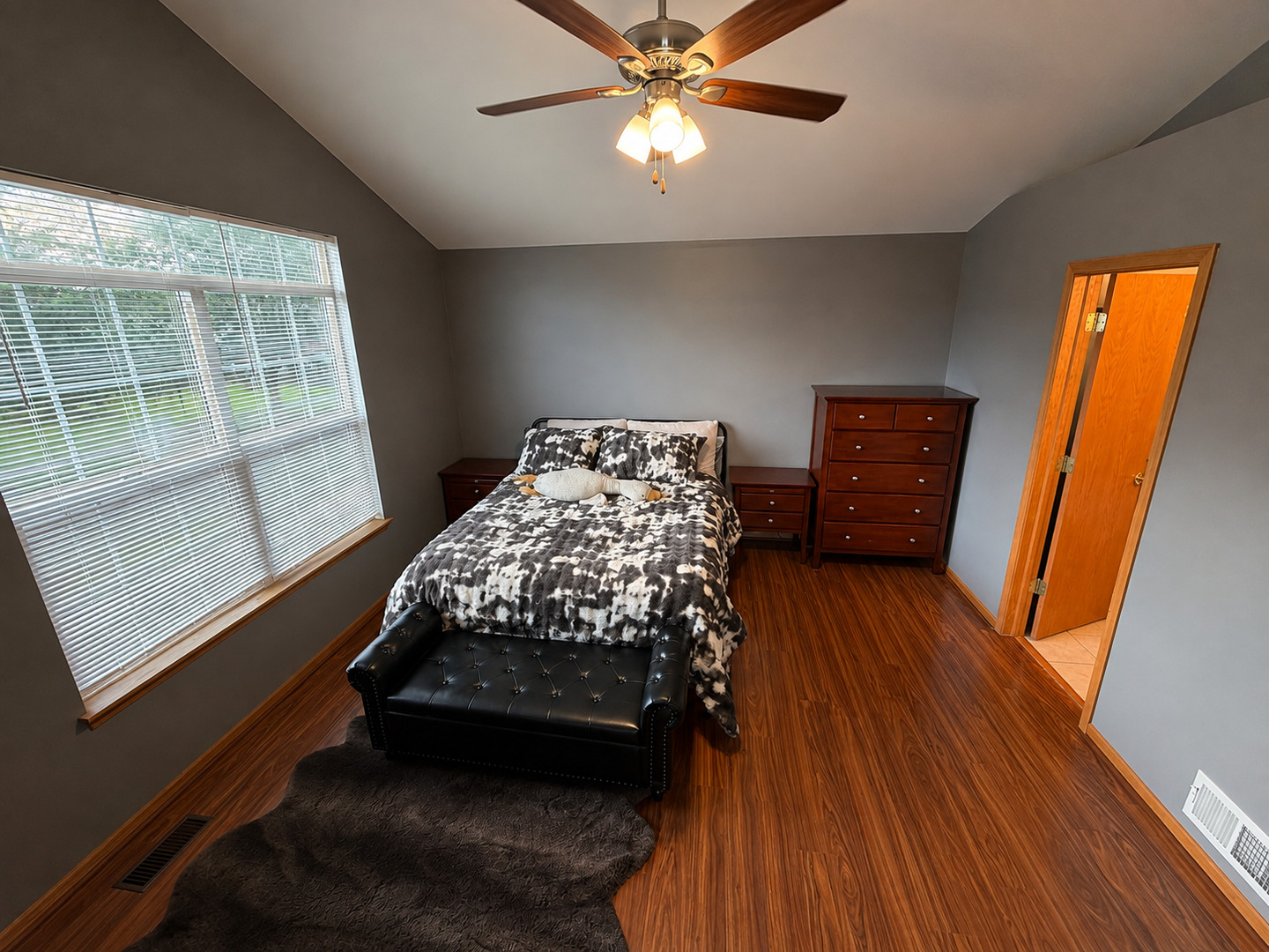 23857 Mcmullin Circle Property Photo 9