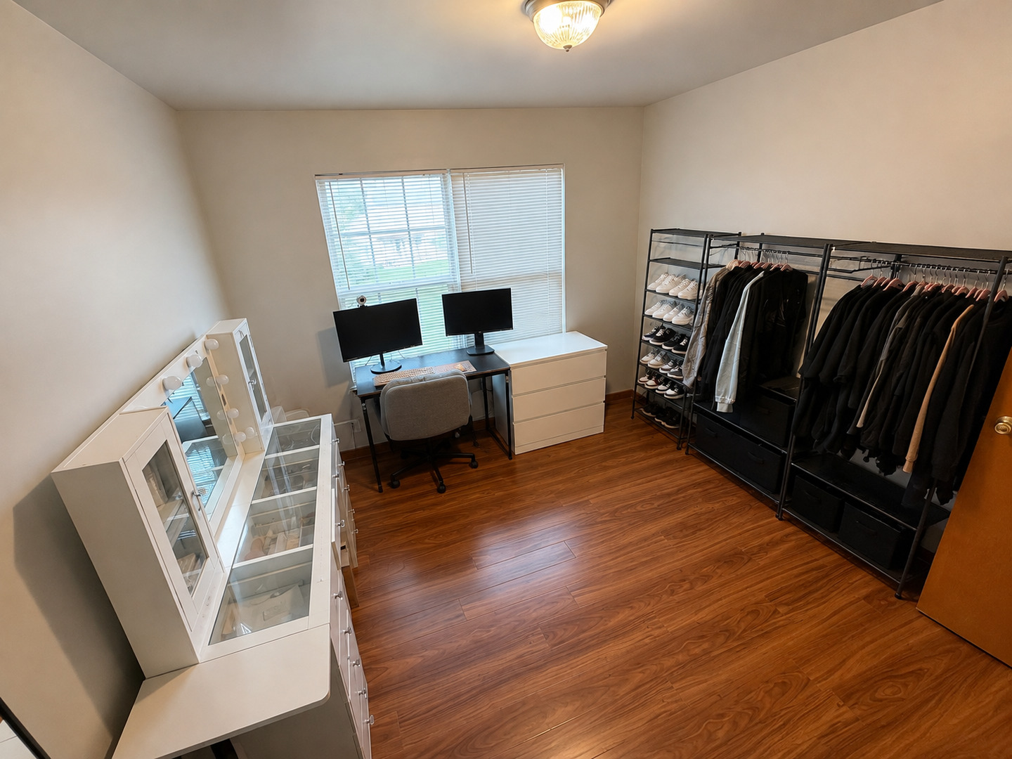 23857 Mcmullin Circle Property Photo 11