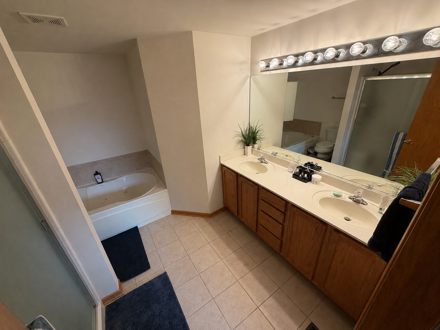 23857 Mcmullin Circle Property Photo 16