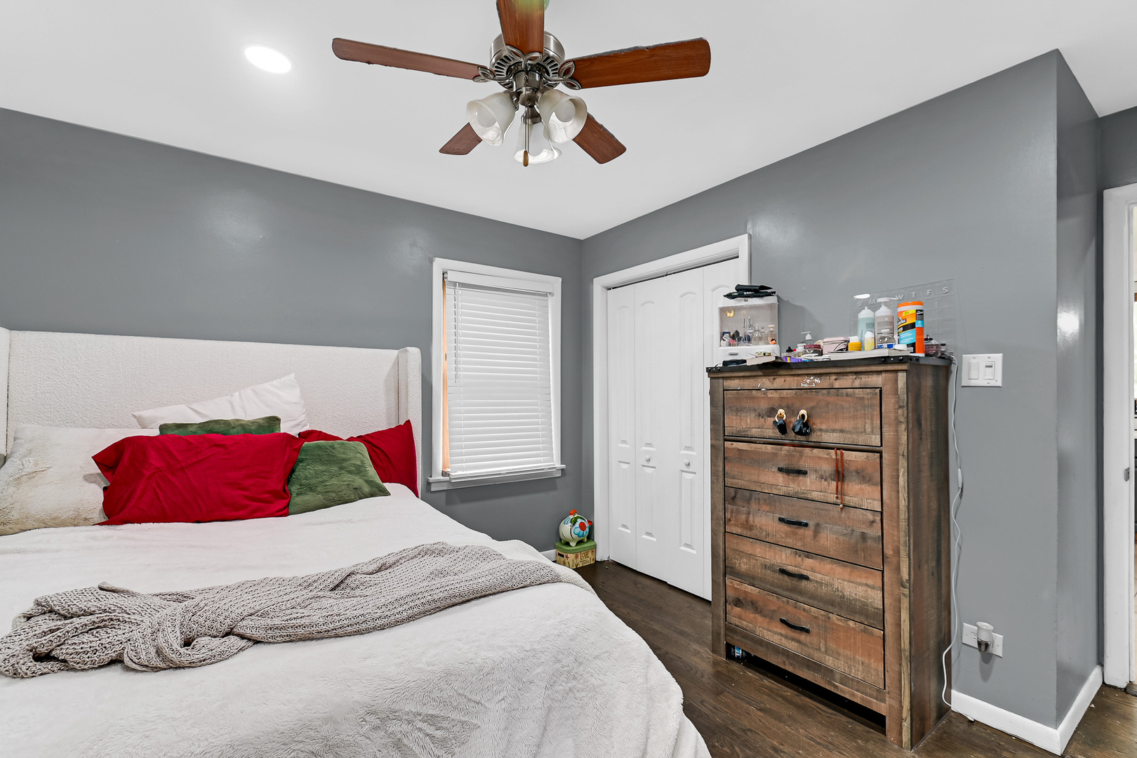 18431 Marshfield Avenue Property Photo 10