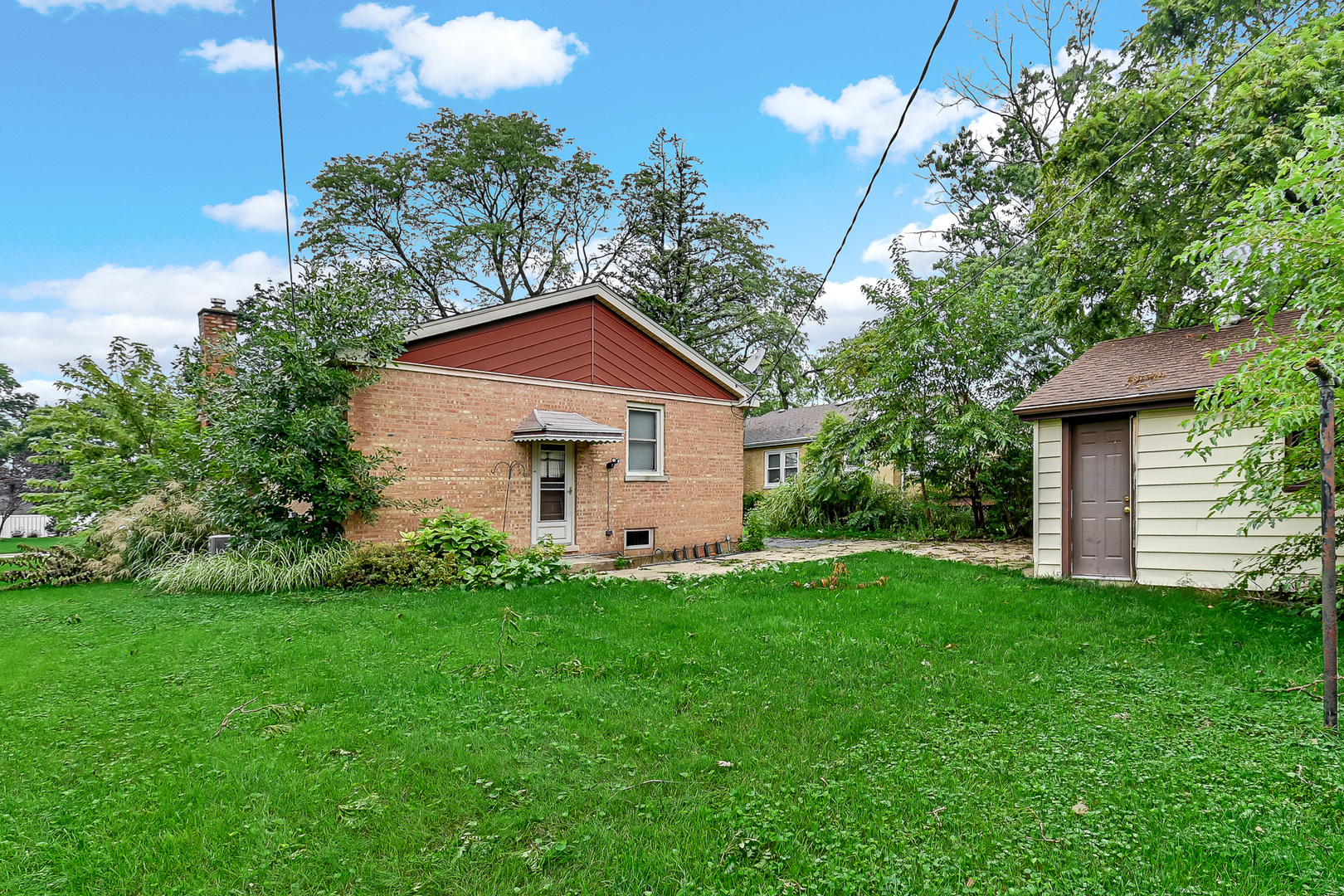 18431 Marshfield Avenue Property Photo 15