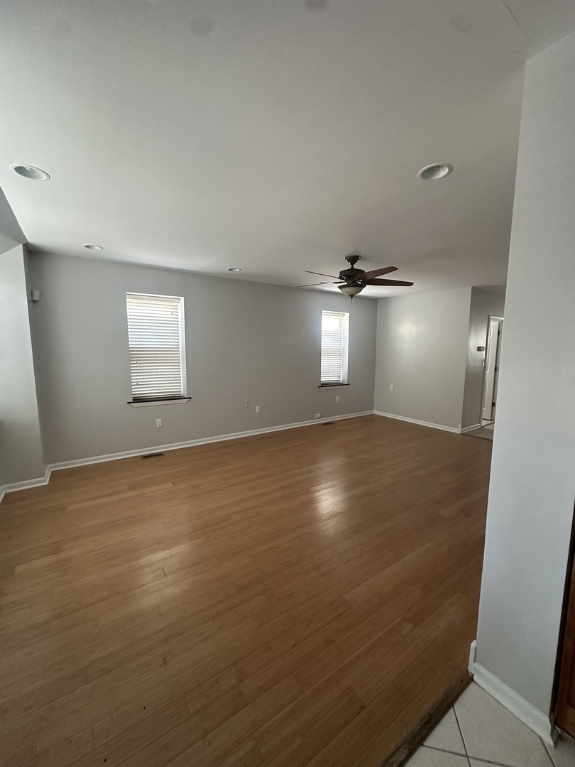 2449 W Taylor Street 2 Property Photo 3