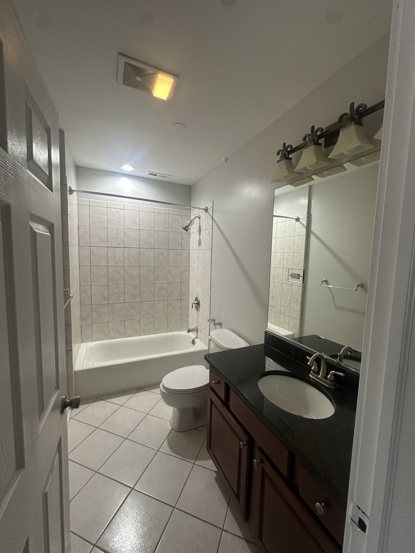 2449 W Taylor Street 2 Property Photo 19