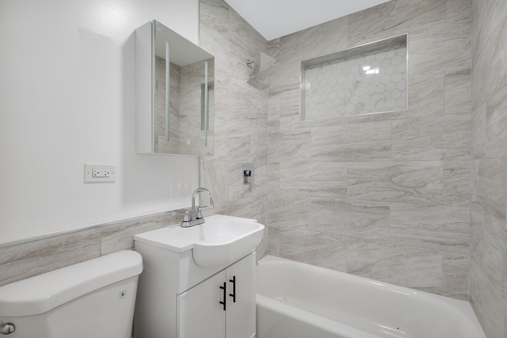 312 Nassau Street Property Photo 12