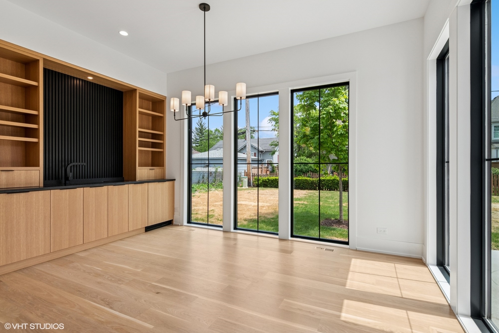 515 S Parkview Avenue Property Photo 16