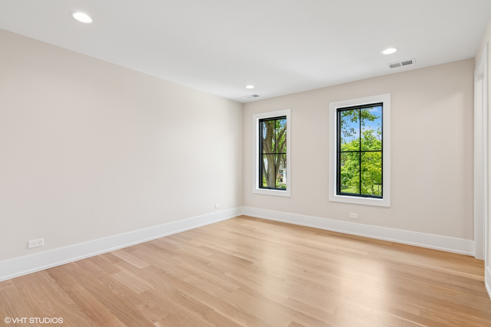 515 S Parkview Avenue Property Photo 28