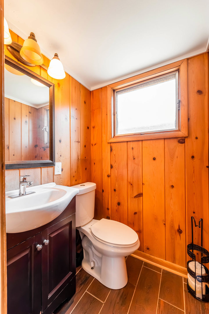 833 Douglas Avenue Property Photo 13