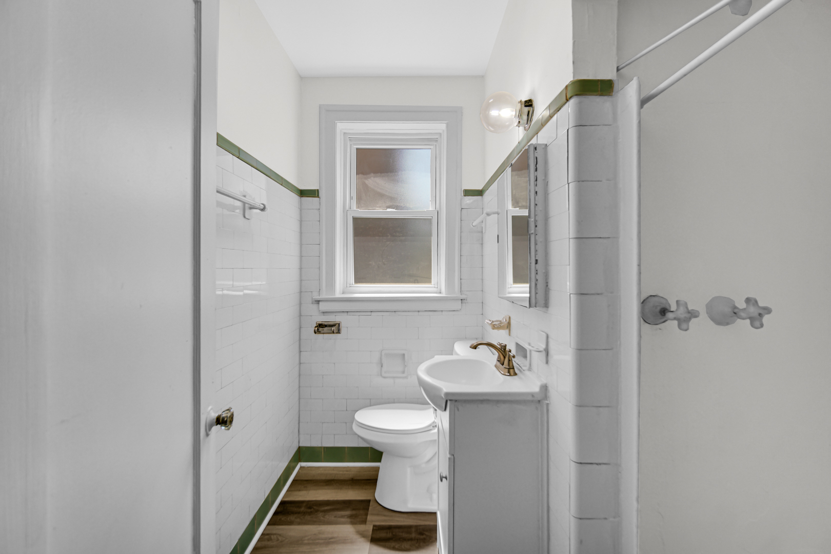 7428 S Bennett Avenue Property Photo 16