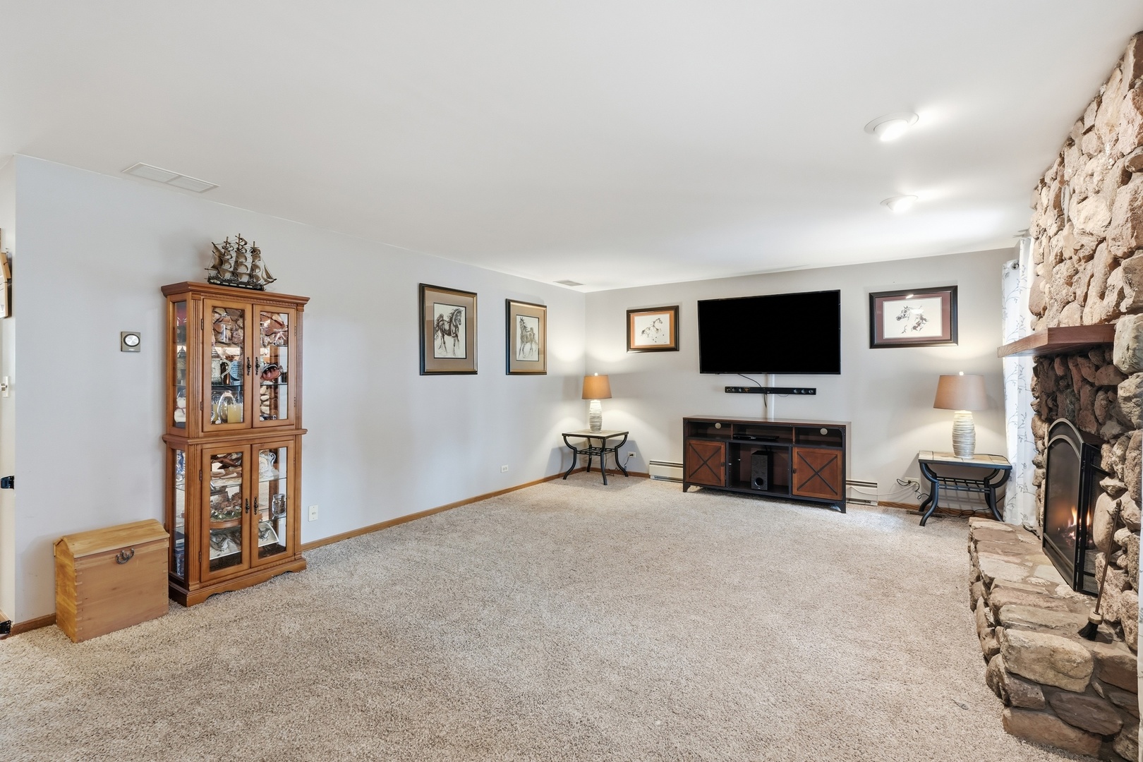711 Miller Street Property Photo 11