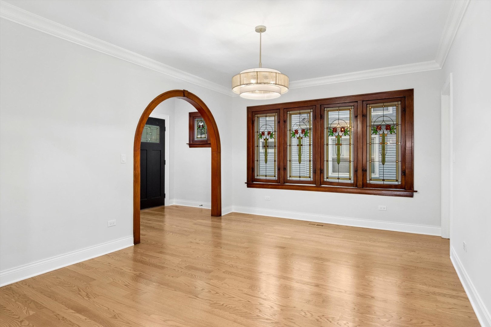 354 Lionel Road Property Photo 17