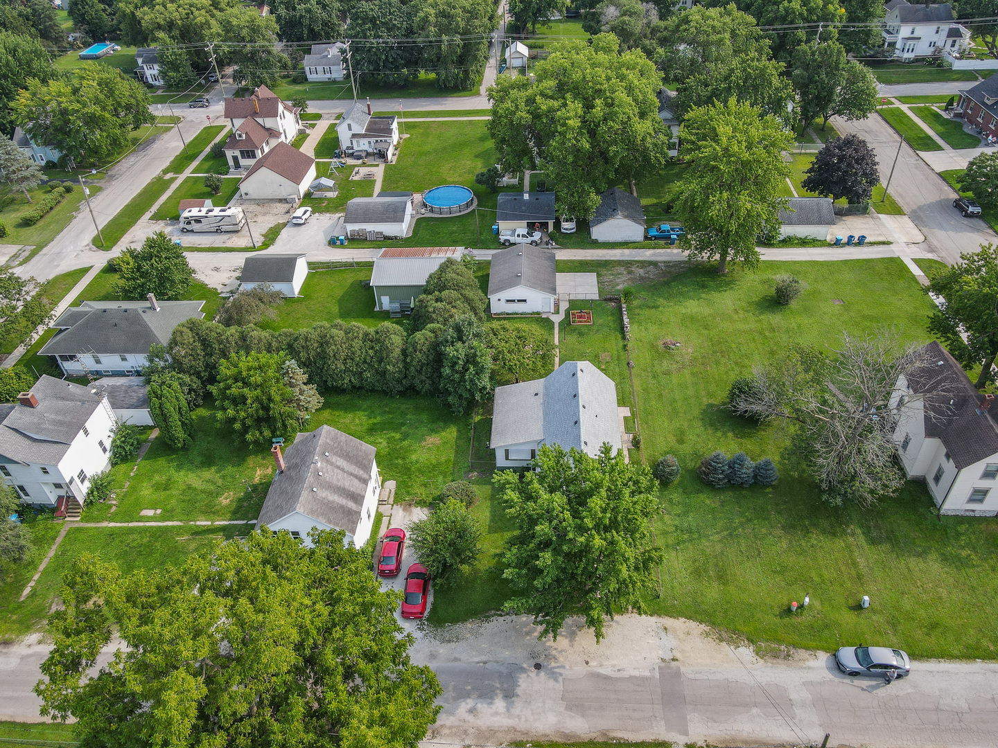 411 E 5th Street Property Photo 6
