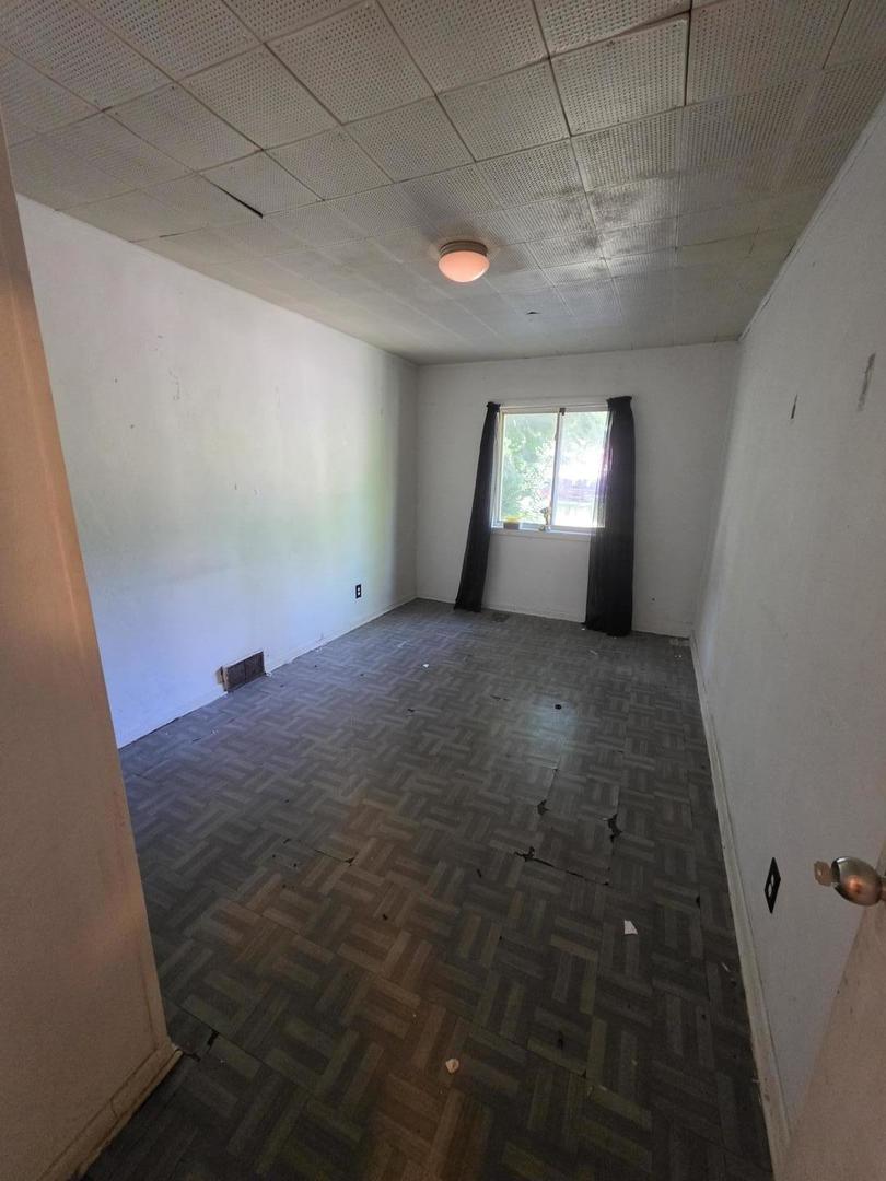1307 Eastview Drive Property Photo 5