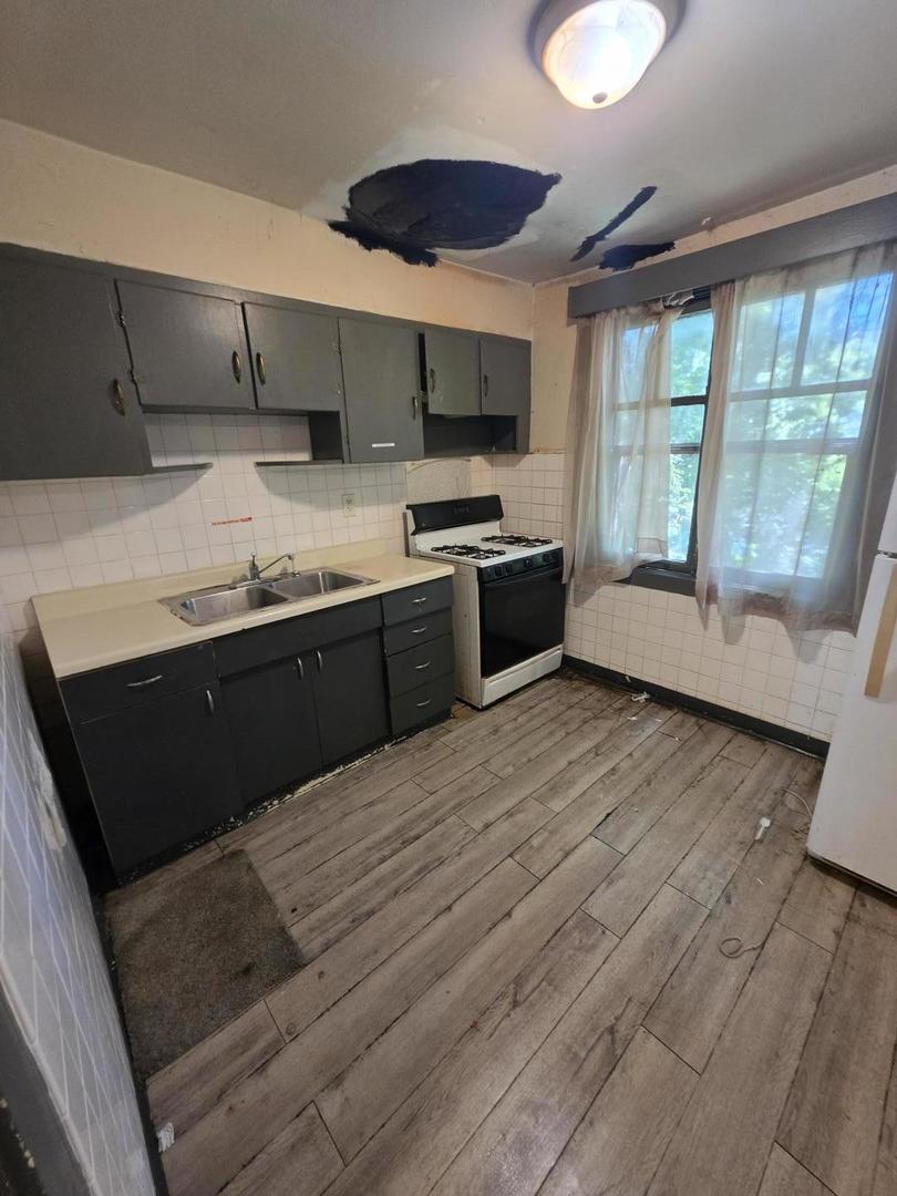 1307 Eastview Drive Property Photo 7
