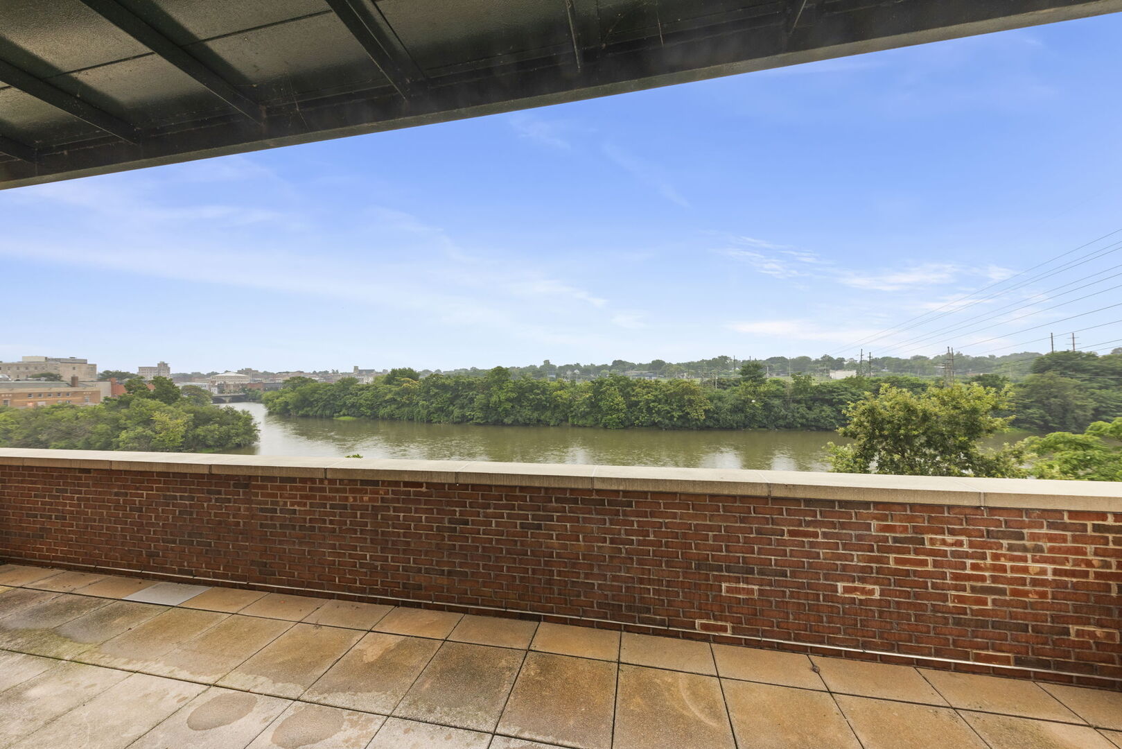 160 S River Street 215 Property Photo 16