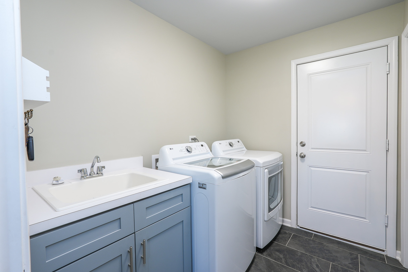 976 Inland Drive Property Photo 24