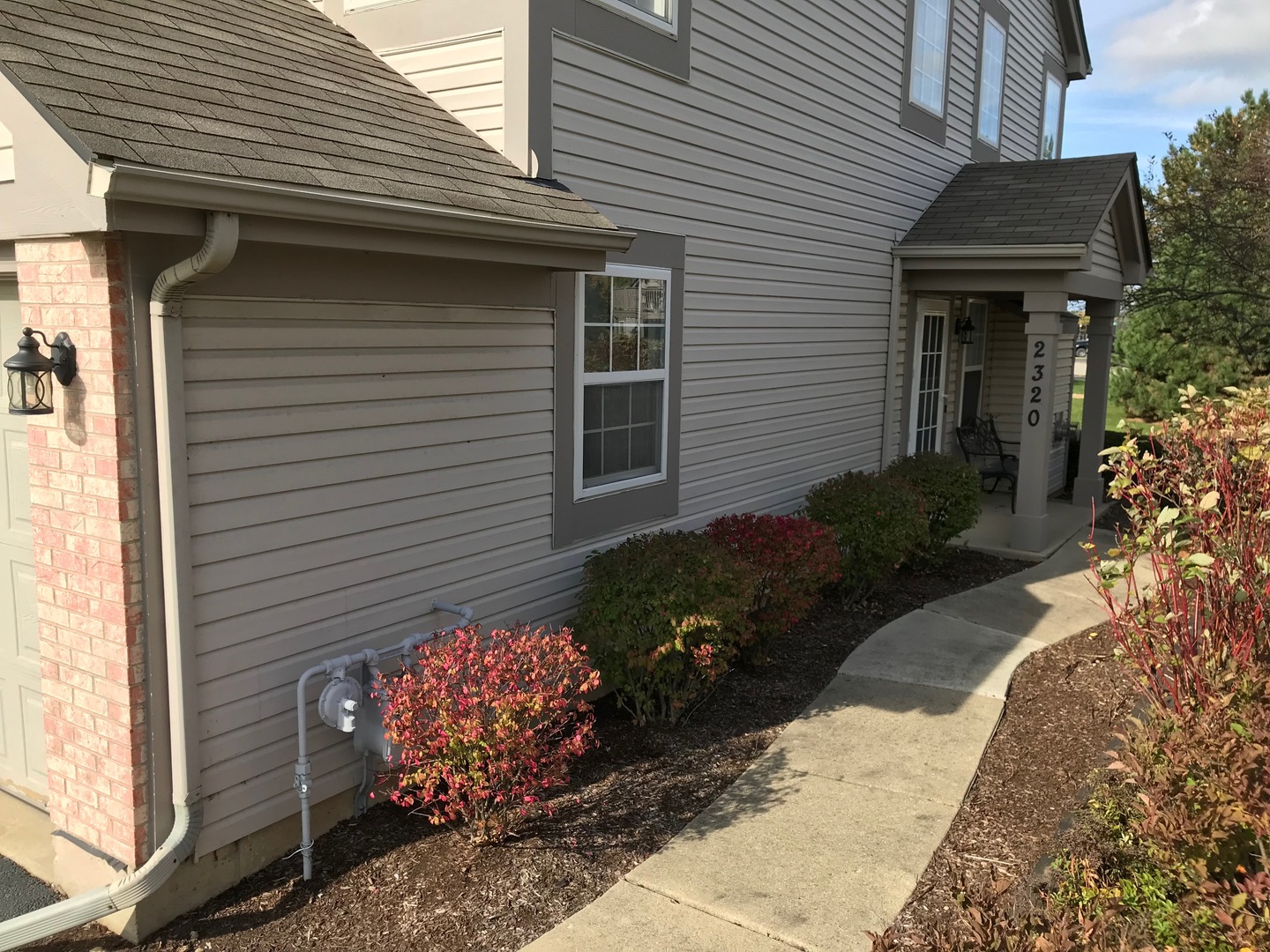 2320 College Green Drive Property Photo 2
