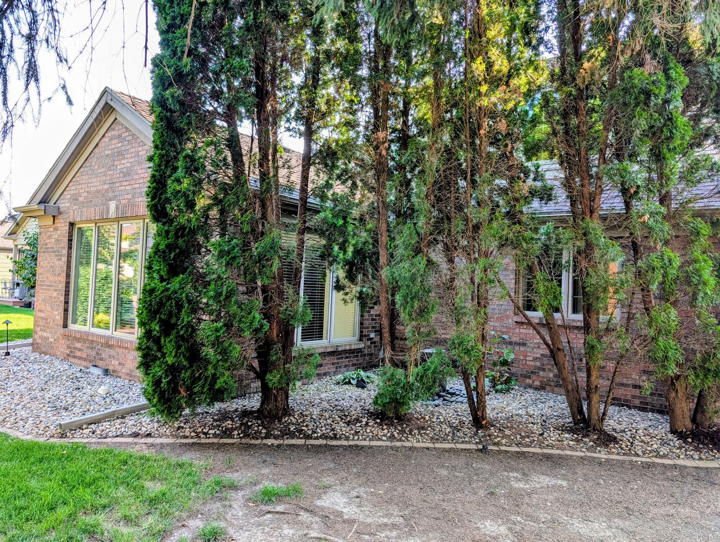2909 Greystone Place Property Photo 6