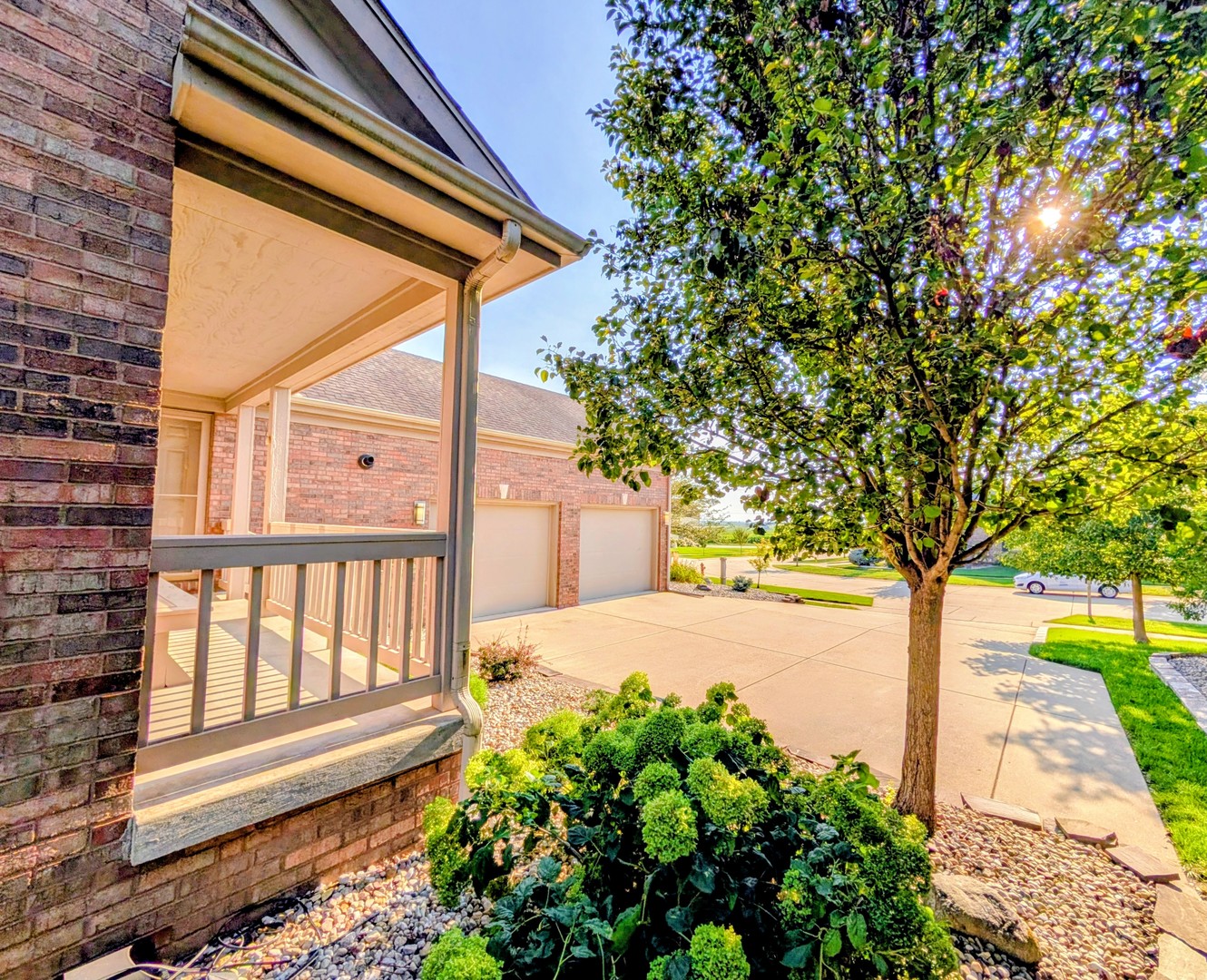 2909 Greystone Place Property Photo 10