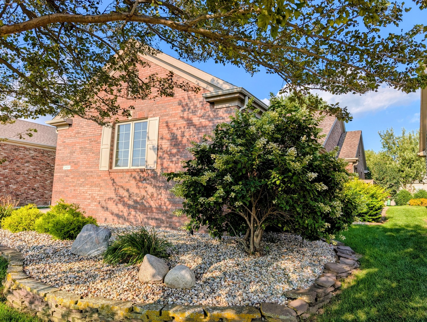 2909 Greystone Place Property Photo 16
