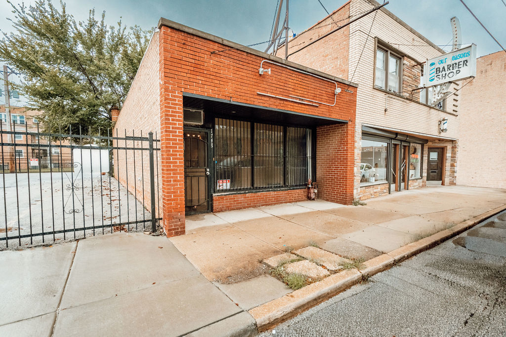 1748 W 79th Street Property Photo 1