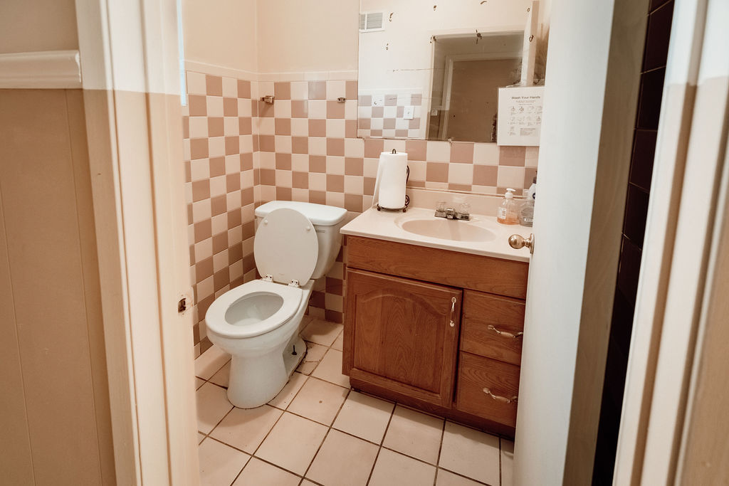 1748 W 79th Street Property Photo 8