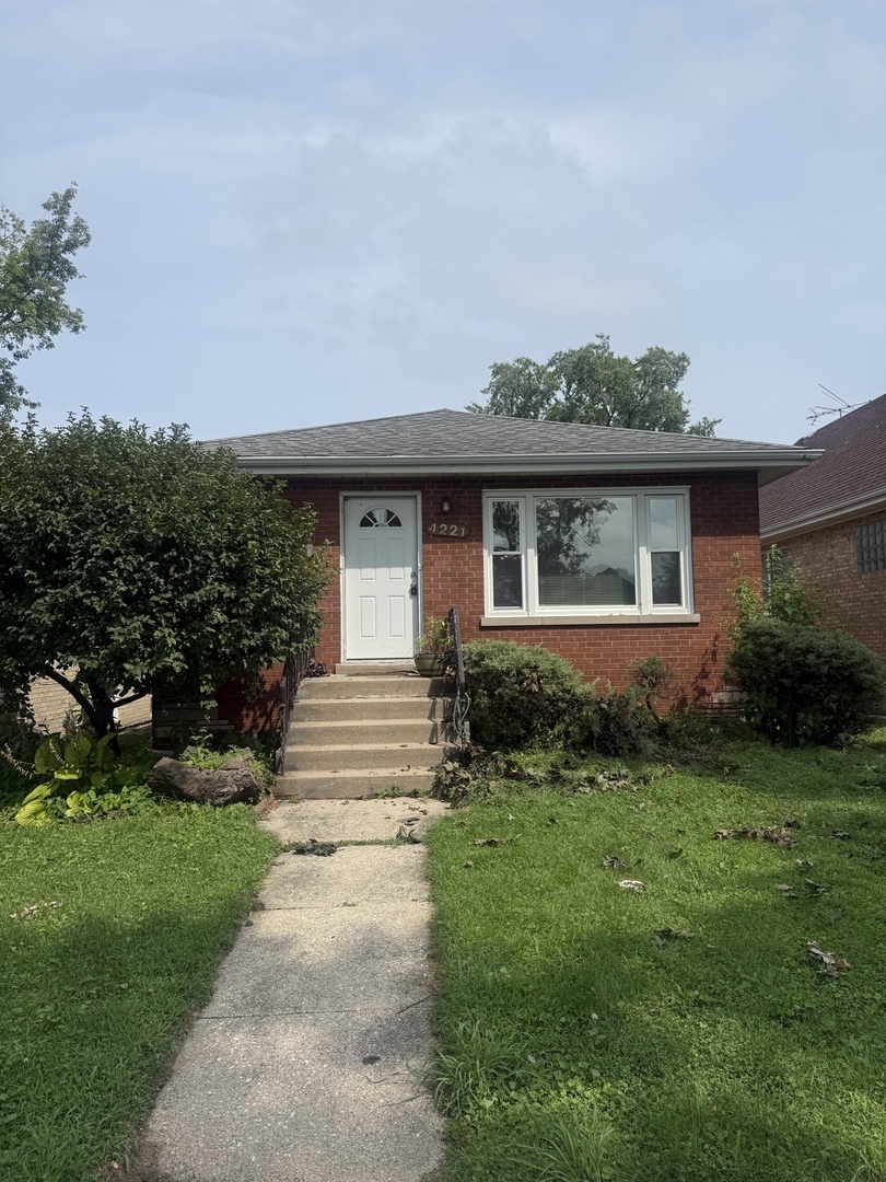 4221 Wenonah Avenue Property Photo 1