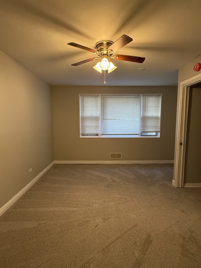 10806 S Komensky Avenue Property Photo 10