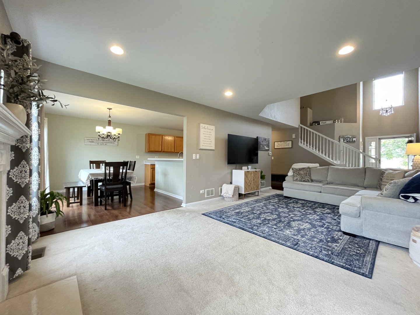 715 Sycamore Court Property Photo 8