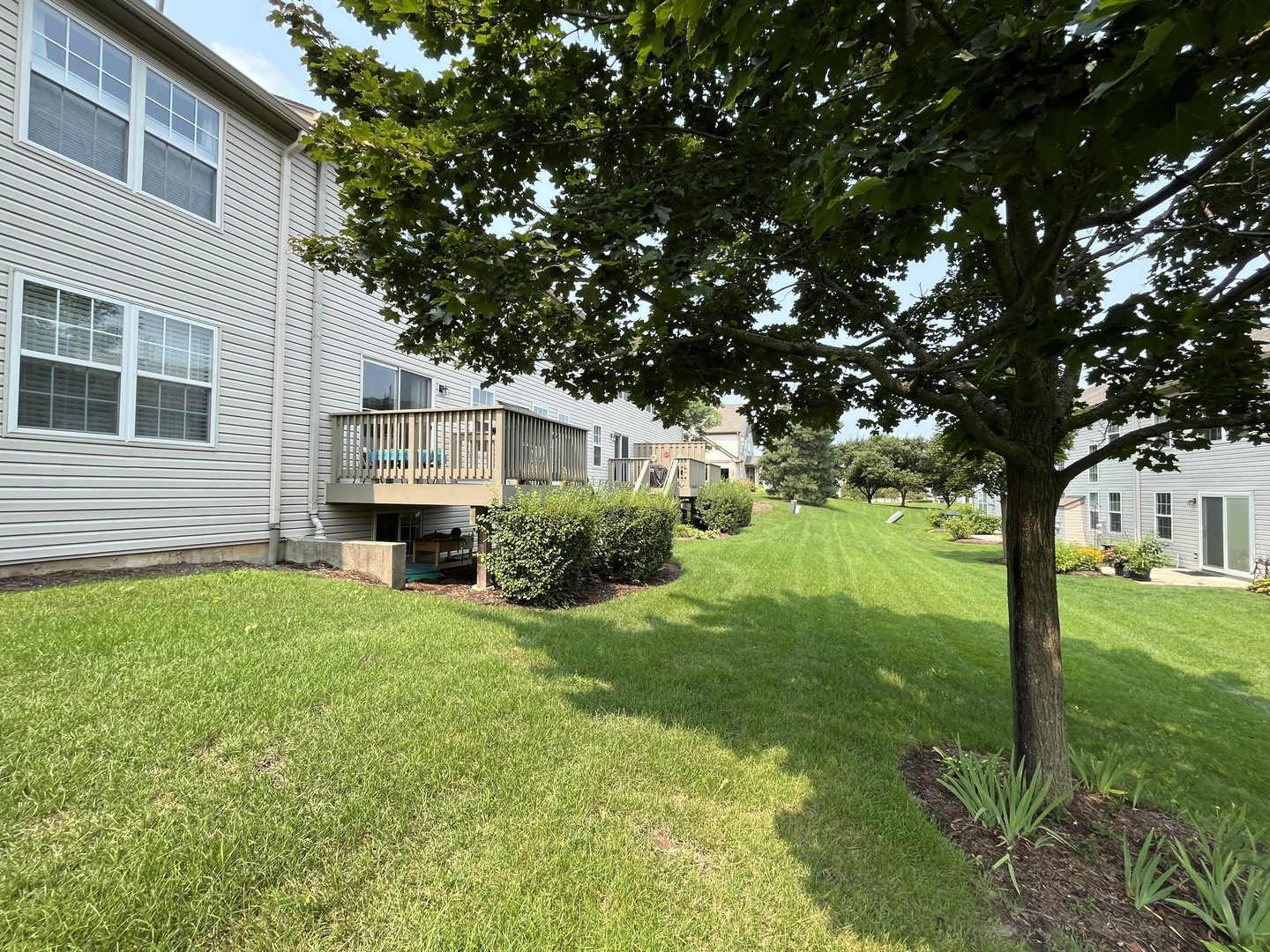 715 Sycamore Court Property Photo 19
