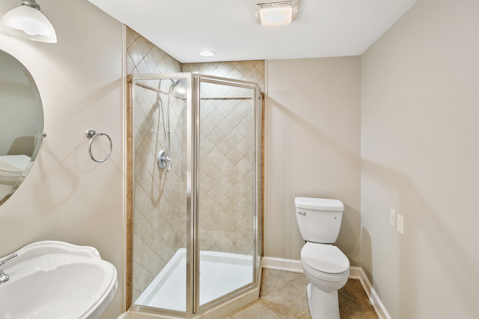 710 Alexandria Drive Property Photo 34